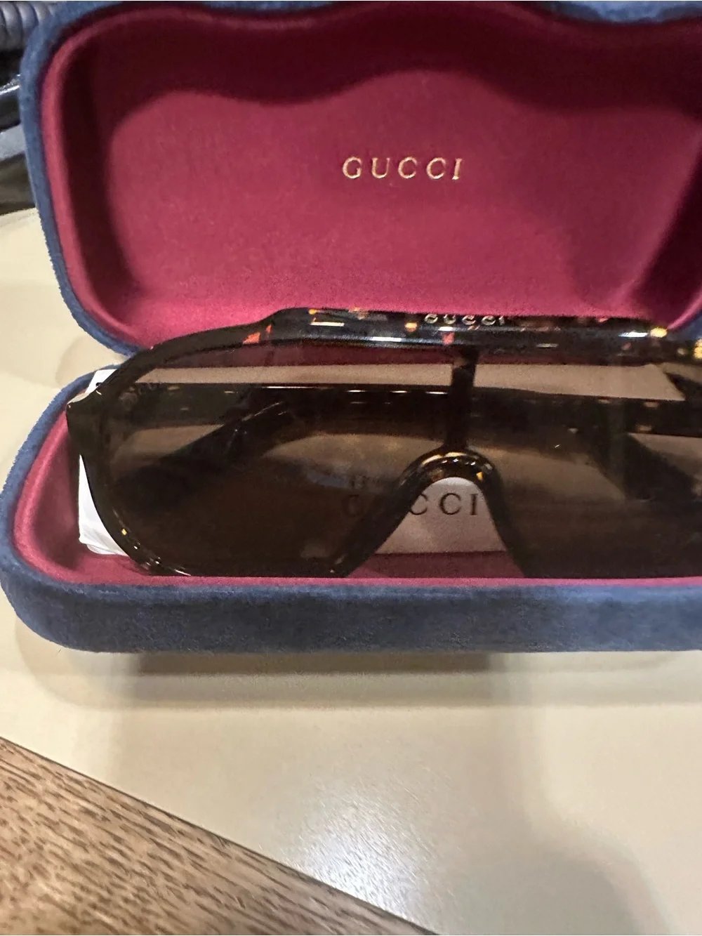 CLOSET CLOSING Gucci Men's Tortoiseshell Sunglasses - Brown Lenses